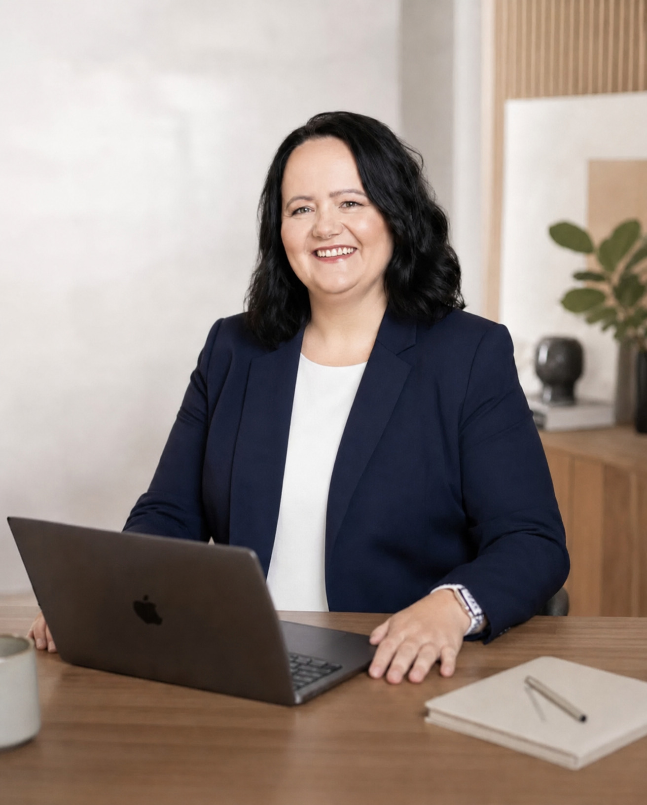 Nicole Vekonj - Diplom-Kauffrau und Interim Managerin für Finance & Accounting mit über 20 Jahren Erfahrung in IFRS, SAP und Oracle